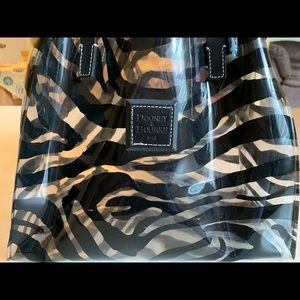 COPY - Dooney & Bourke pocketbook